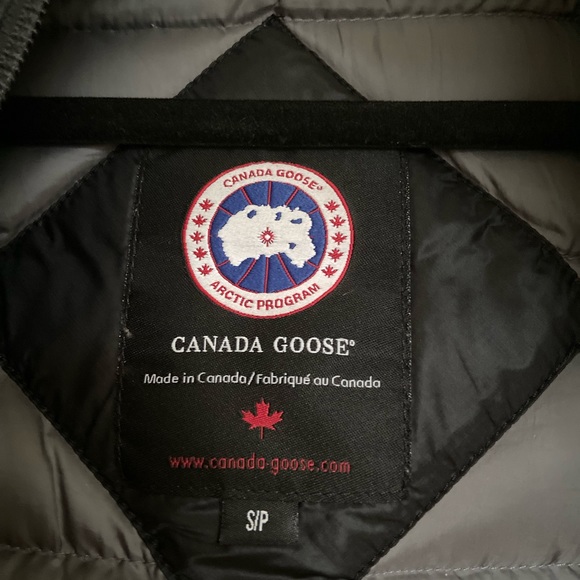 Canada Goose Lodge Hoodie - Picture 6 of 9